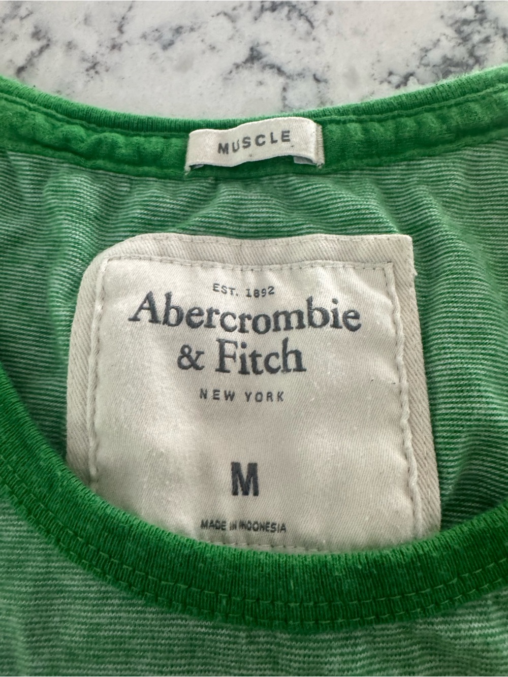VINTAGE Abercrombie Men’s Muscle Tank
Size M Classic Moose - Picture 2 of 4